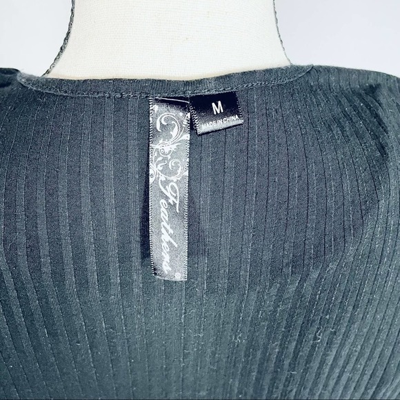 Feathers Ribbed Short Sleeve Dress - Picture 6 of 7